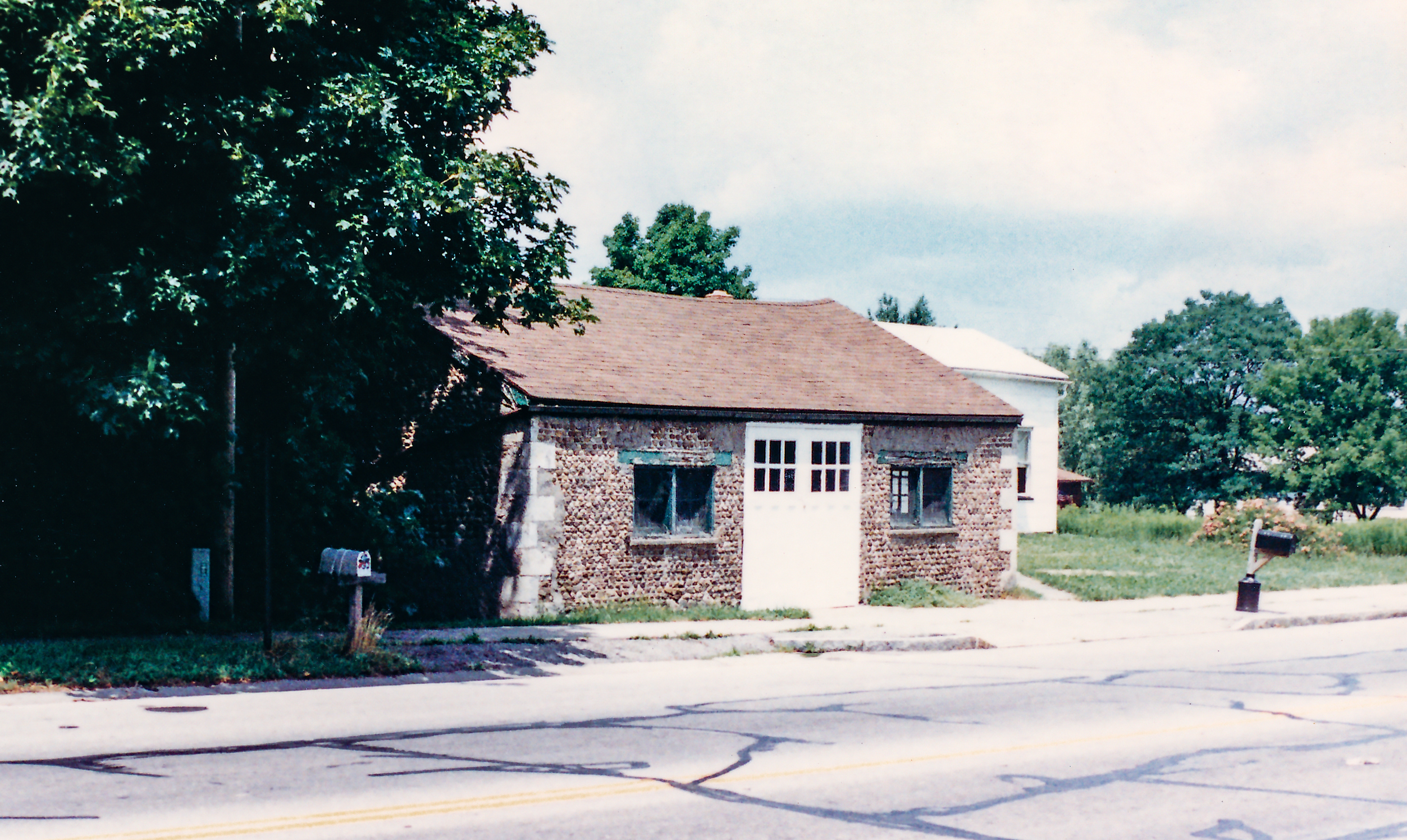 Hen-2 Blacksmith Shop 1